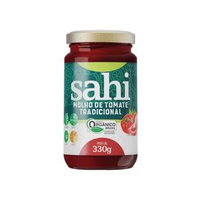 Frasco-de-vidro-com-rotulo-verde-e-branco-da-marca-Sahi-contendo-Molho-de-Tomate-Tradicional-organico-com-selo-de-produto-certificado.